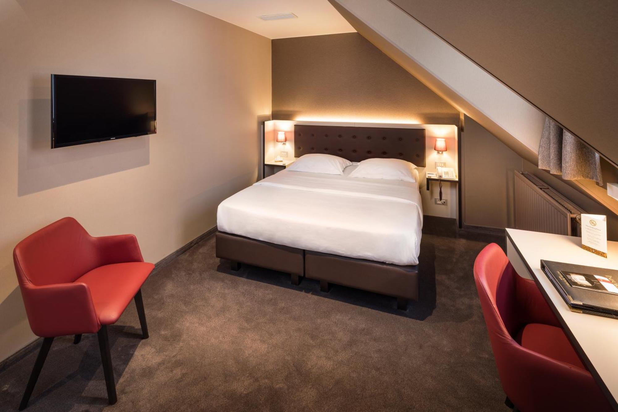 Small Double Room